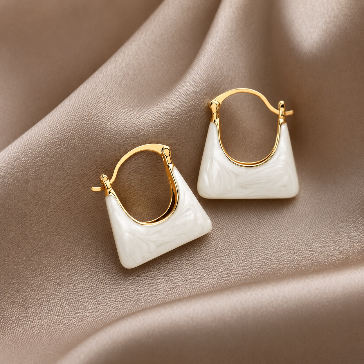 White Bag ER for Girls & Woman